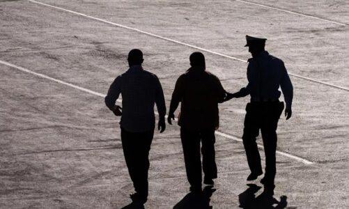 रिसार्ट में अवैध रूप से चल रहा था कैसीनो, 32 गिरफ्तार- उत्तराखंड पुलिस का सिपाही भी शामिल