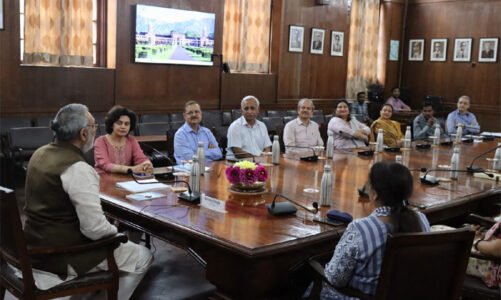 केंद्रीय मंत्री ने किया वन अनुसंधान संस्थान का दौरा