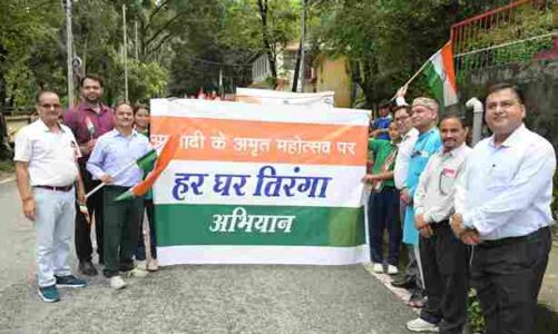 आर्मी बैंड से गुलाबराय मैदान तक निकाली गयी हर घर तिरंगा यात्रा