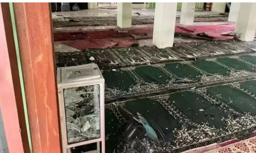 जकार्ता के स्कूल मस्जिद में धमाका, 50 से अधिक लोग घायल — जांच में मिले संदिग्ध उपकरण