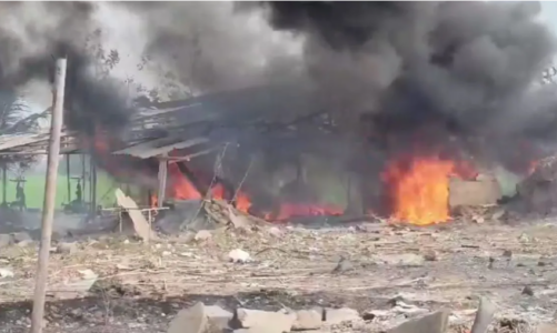 आंध्र प्रदेश के काकीनाडा जिला में पटाखा फैक्ट्री में भीषण विस्फोट, 20 की मौत