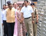 मुख्य सचिव ने किया टिहरी गढ़वाल में बजरंग सेतु एवं हिलान्स हिमालयन भोजनालय का निरीक्षण